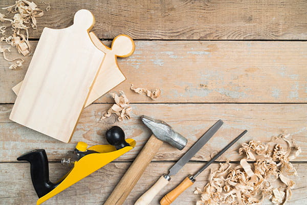 مزایا و معایب شغل نجاری